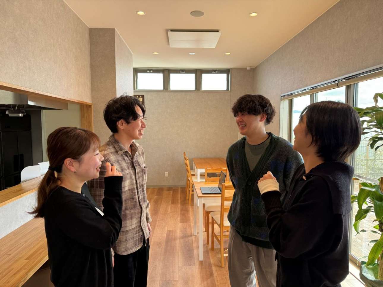 日常的なイベントの企画から会社の制度設計まで関わることができます。