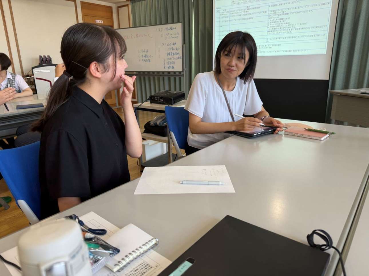 上下に関係なく意見ができる環境