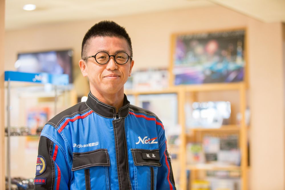 坂本　欣也  