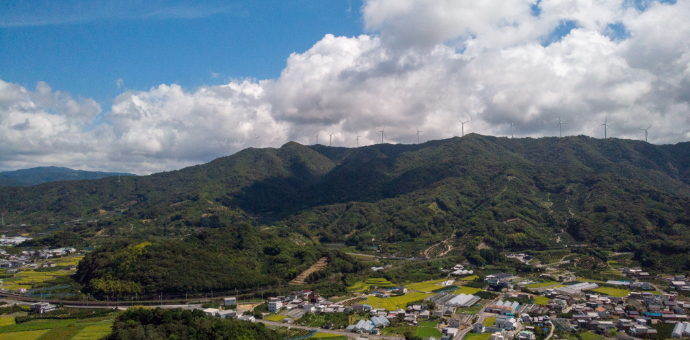 温暖な気候、歴史と自然豊かな風土、温かみのある人情に包まれる暮らし