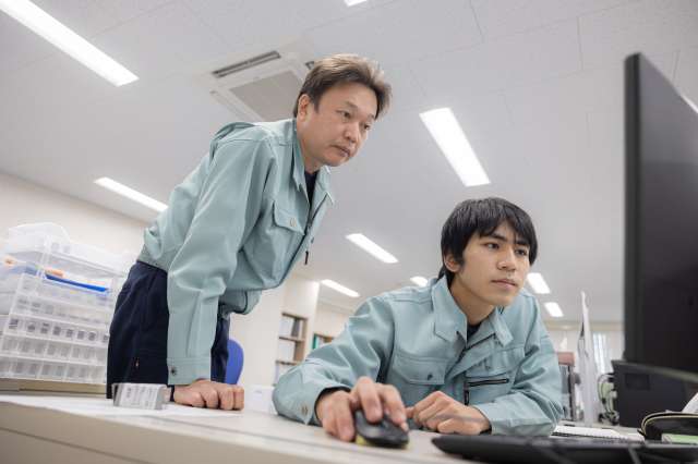 部署間の壁はなし！開発・制御・製造などのチームワークも強みです。