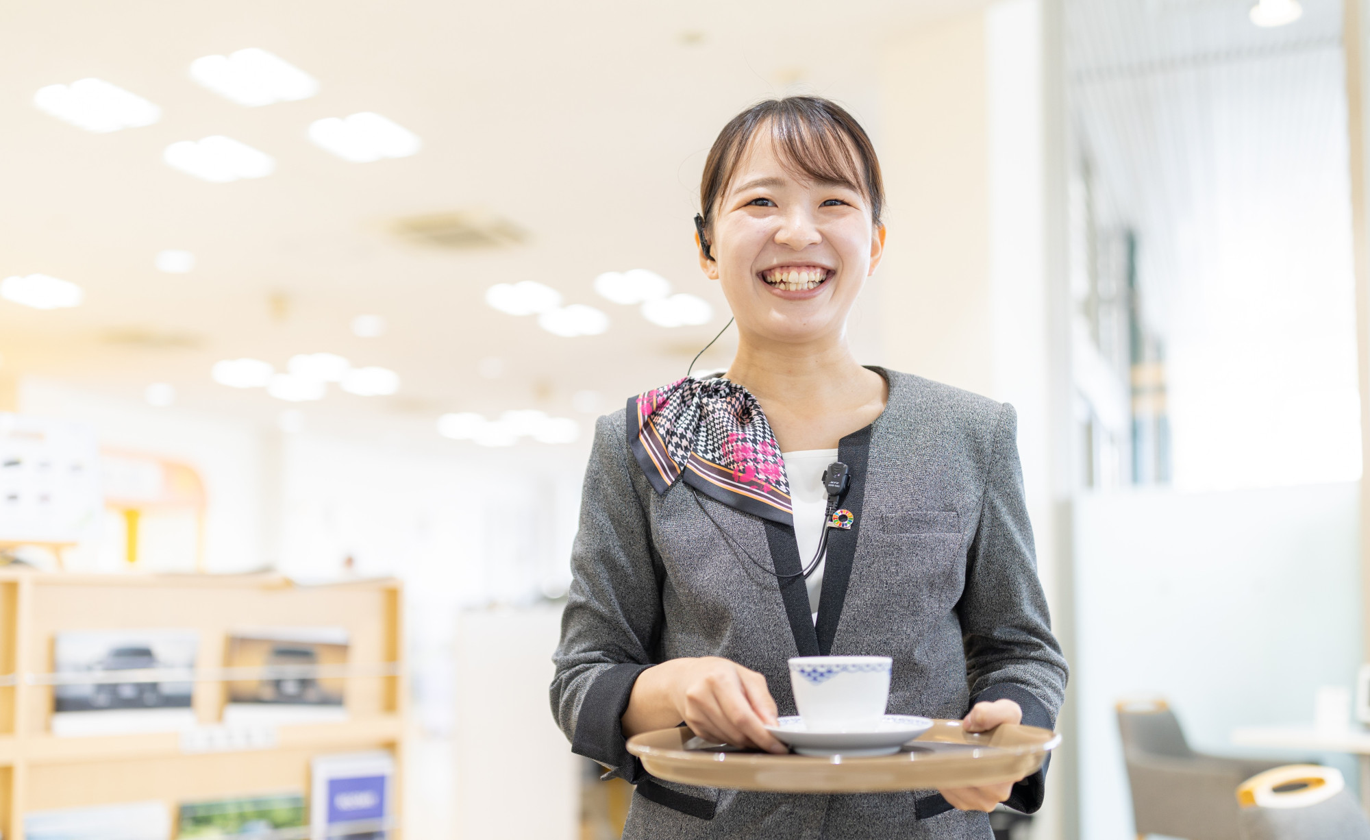 お客様応対に欠かせない笑顔がいっぱい！